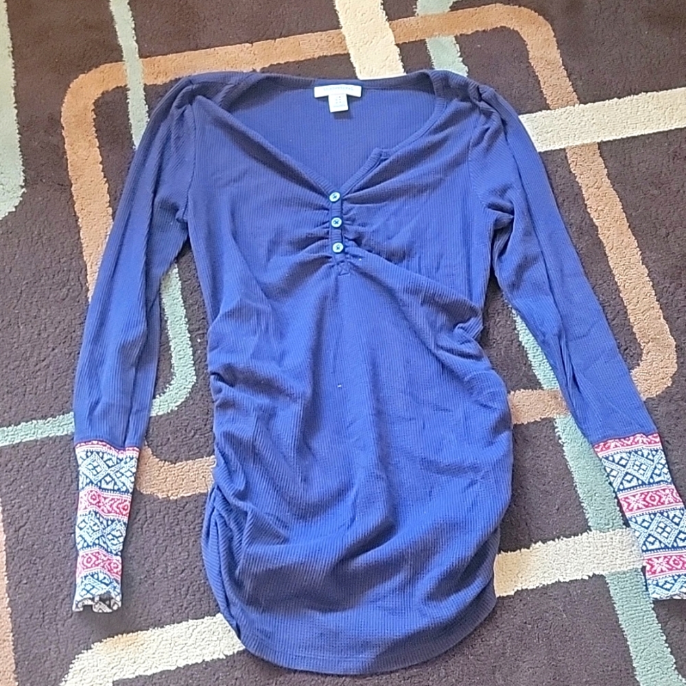 Medium motherhood maternity top